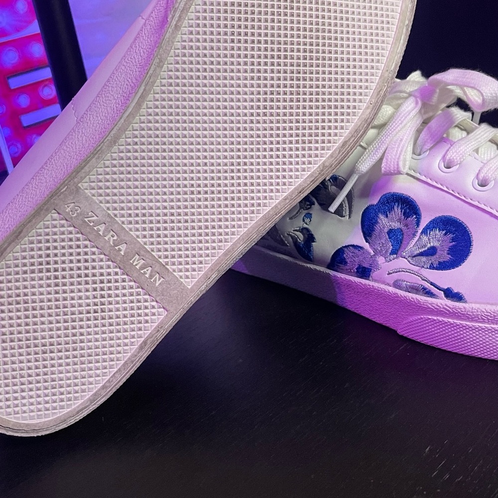 Zara Men size 9 tenis blanco/azul